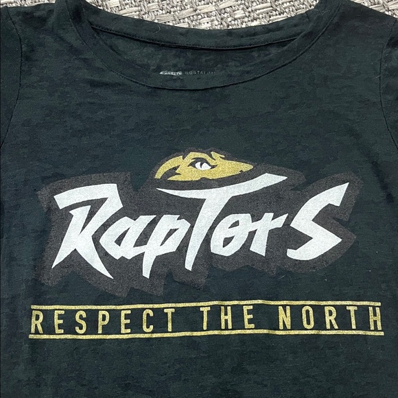 Mitchell & Ness | Toronto Raptors T-Shirt - Picture 3 of 9